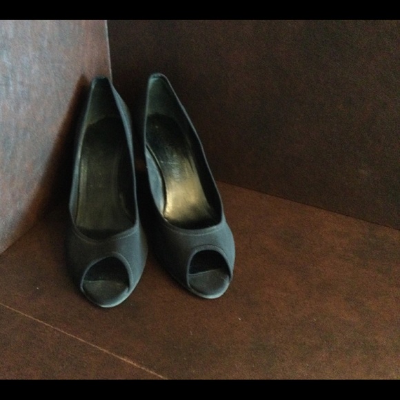 Salvatore Ferragamo wedged heels - Picture 3 of 7